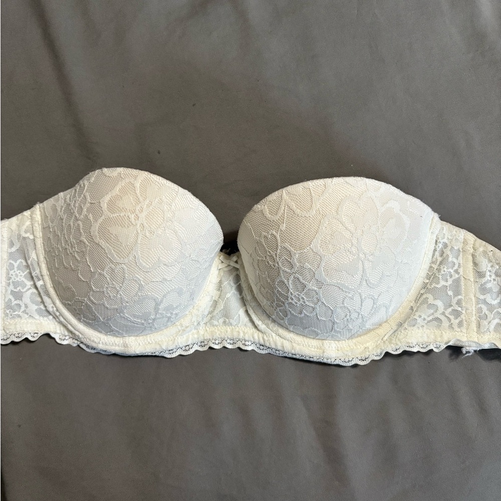 Aerie Lace Strapless Bra - Cream